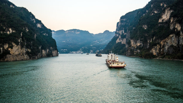 三峡大坝全景图水