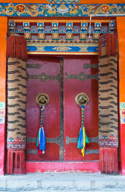 西藏丝织品