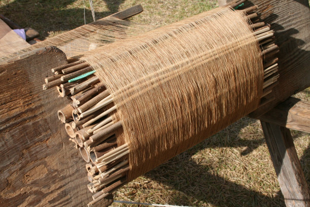 古代木质织布机