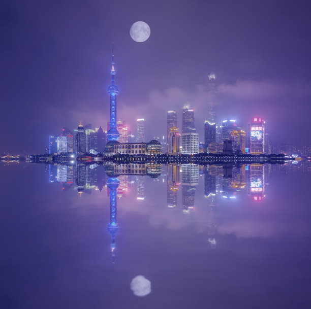 上海金融中心街道夜景