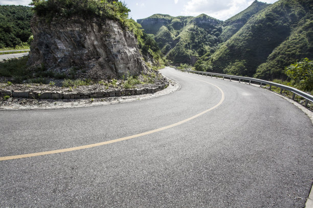 盘山公路