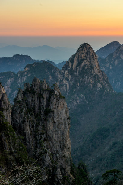 黄山群峰