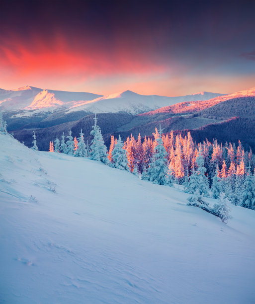 雪景夕阳