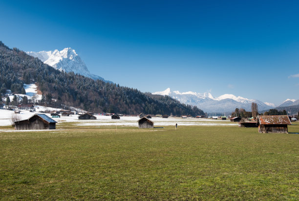 鲁瓦扎赫山谷