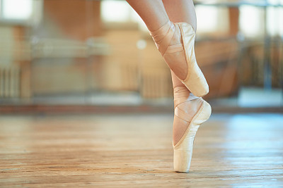 芭蕾舞脚尖