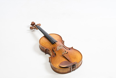 一个古老的小提琴