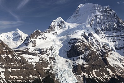 罗伯逊山