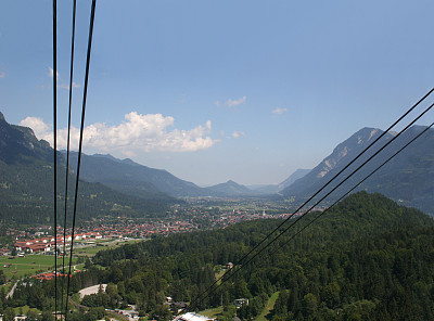 鲁瓦扎赫山谷