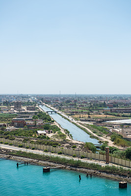苏伊士运河