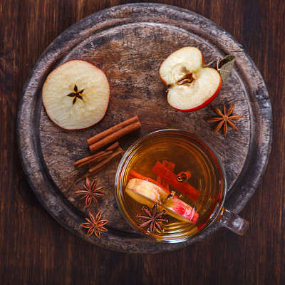 野生蜂蜜苹果汁