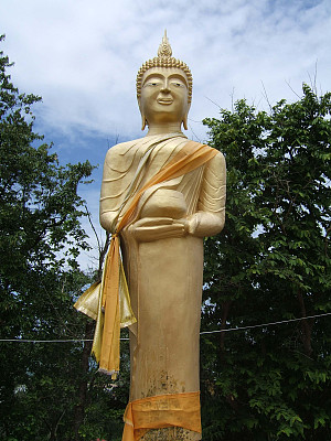 东方人体雕像