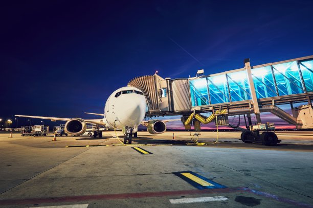 首都航空的夜景