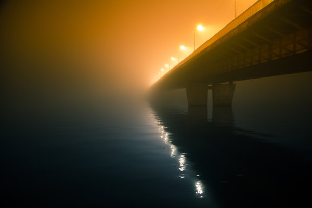 欧洲小城里加夜景