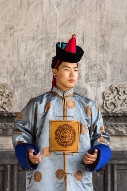 蒙古女人服装