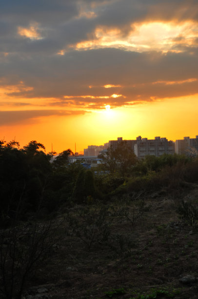 成都黄昏夕阳夜景