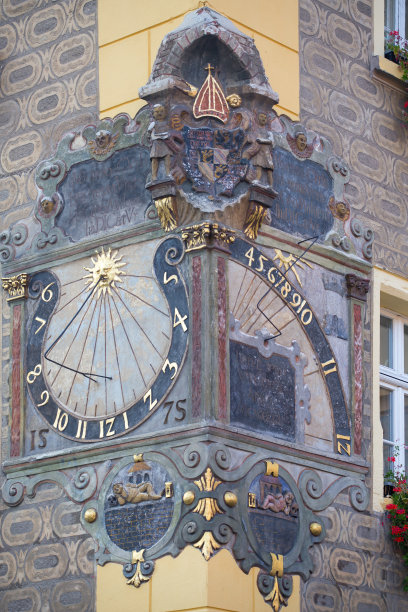 中世纪欧式钟表