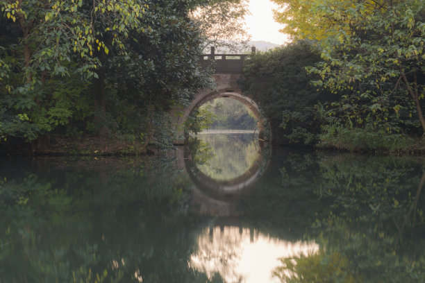 西湖秋景