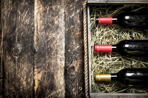 瓶装木盒红酒