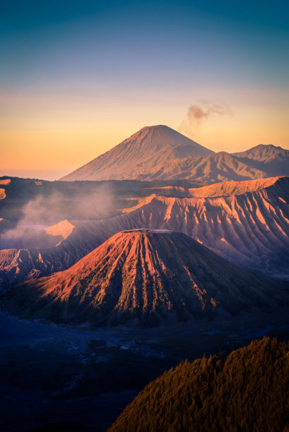 婆罗摩火山