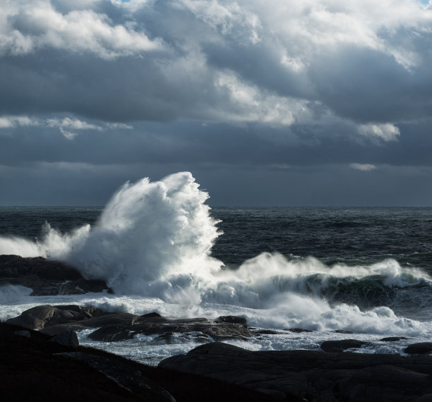 汹涌海浪