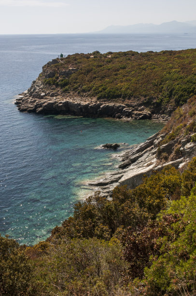 海岸悬崖峭壁图片