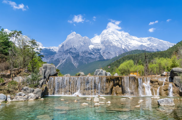 遇龙河景区风光