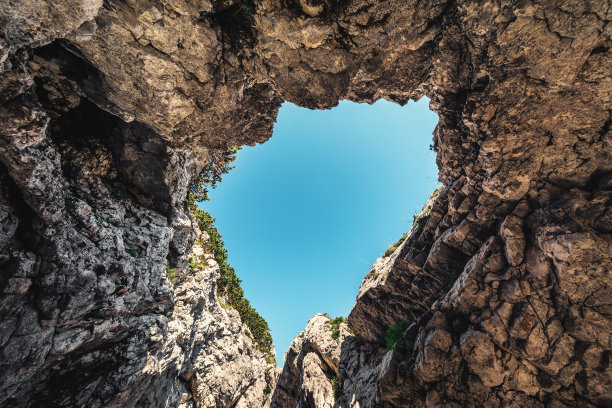 地下溶洞