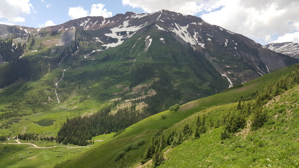 克莱斯巴山