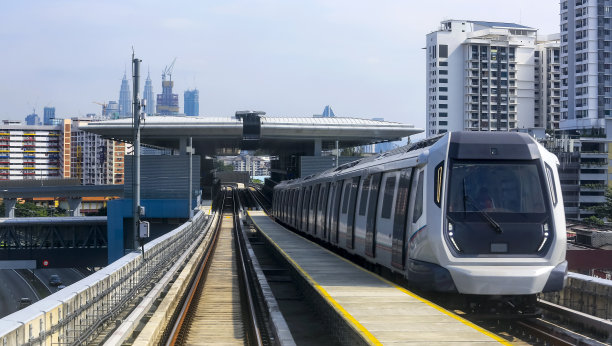 高铁动车轨道城市未来地铁