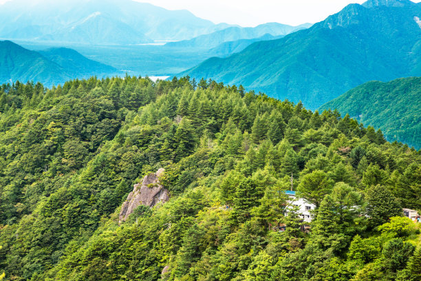 晴天山川