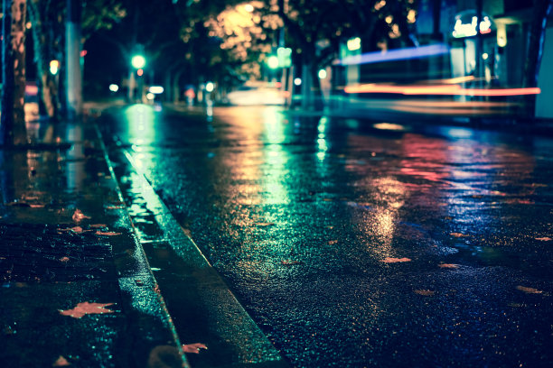 雨后的都市