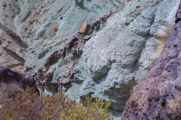 岩床