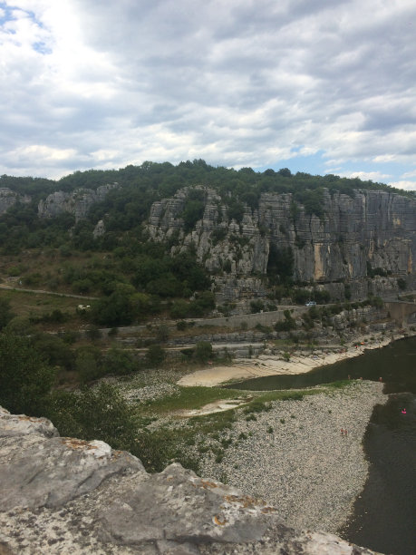 河道山体鸟瞰