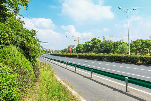 公路 大道 绿化带