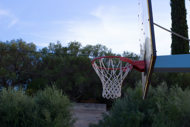 农村篮球场
