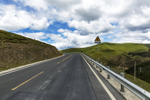 高原公路