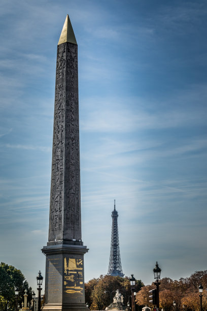 法国巴黎方尖碑