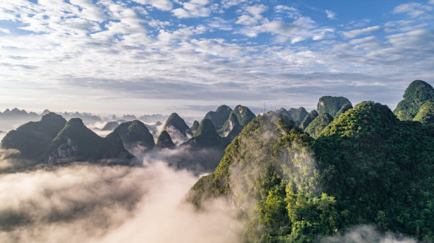 山间云海