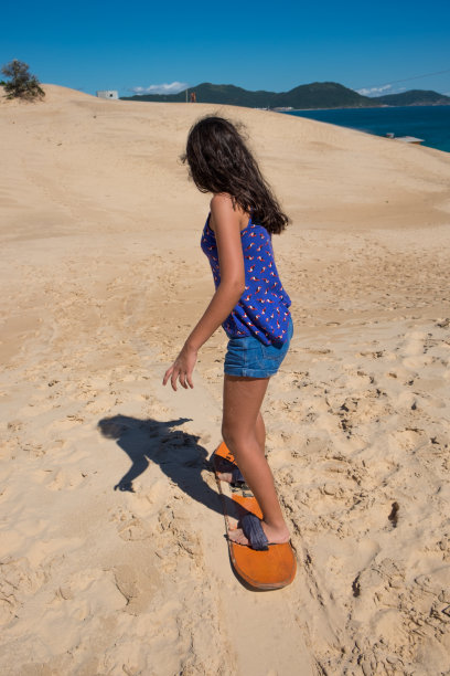沙滩滑板
