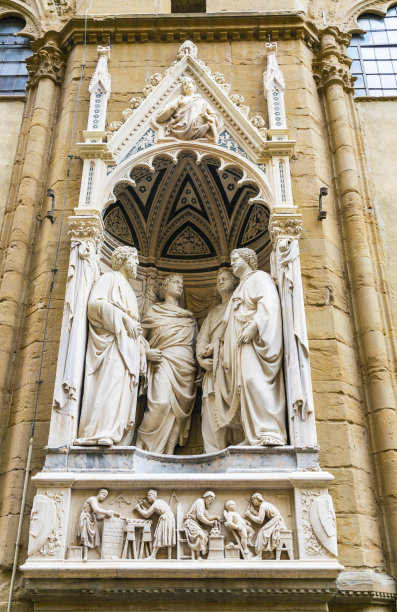 欧洲男性雕像