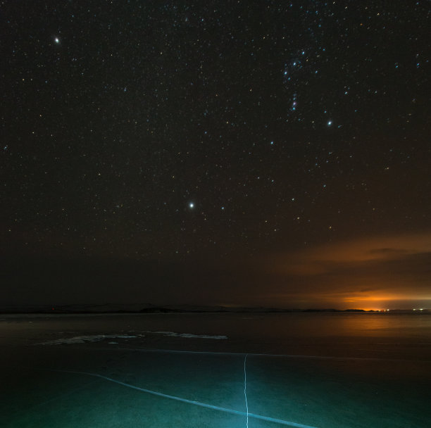 贝加尔湖夜空
