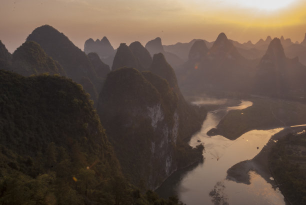 昆明背景