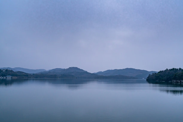 池塘水景