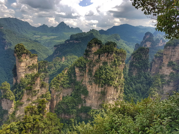 张家界山峰