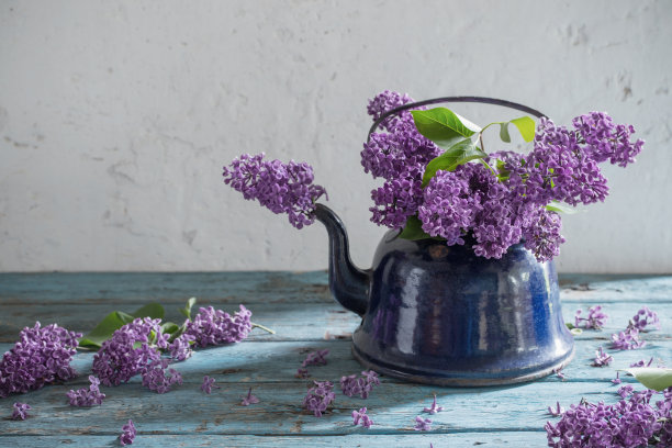 紫砂花瓶