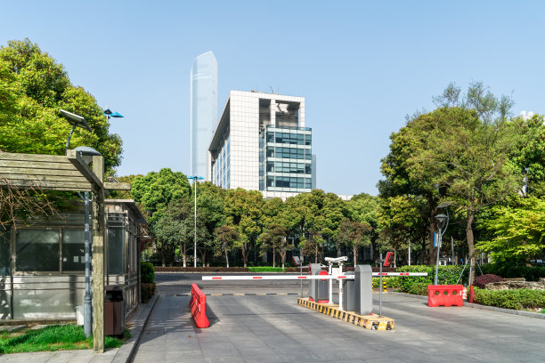 中国苏州城市建筑和柏油马路