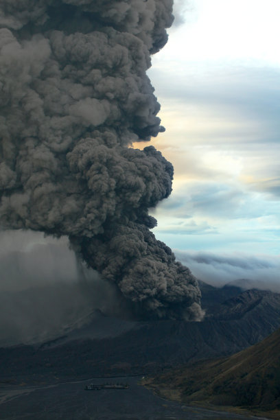 婆罗摩火山