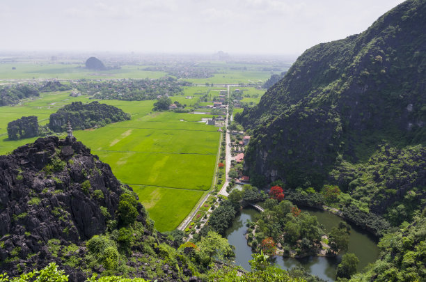 红河