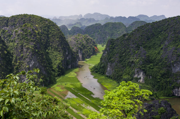 红河