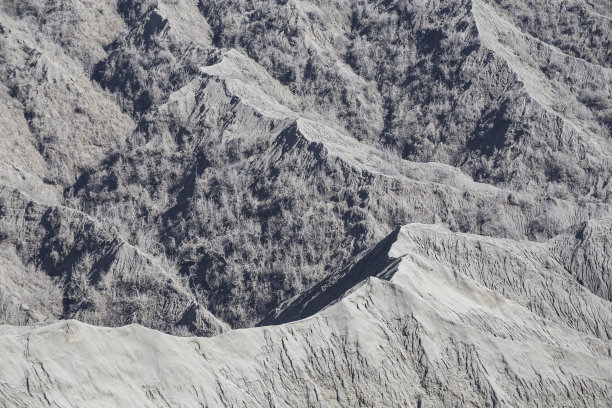 婆罗摩火山